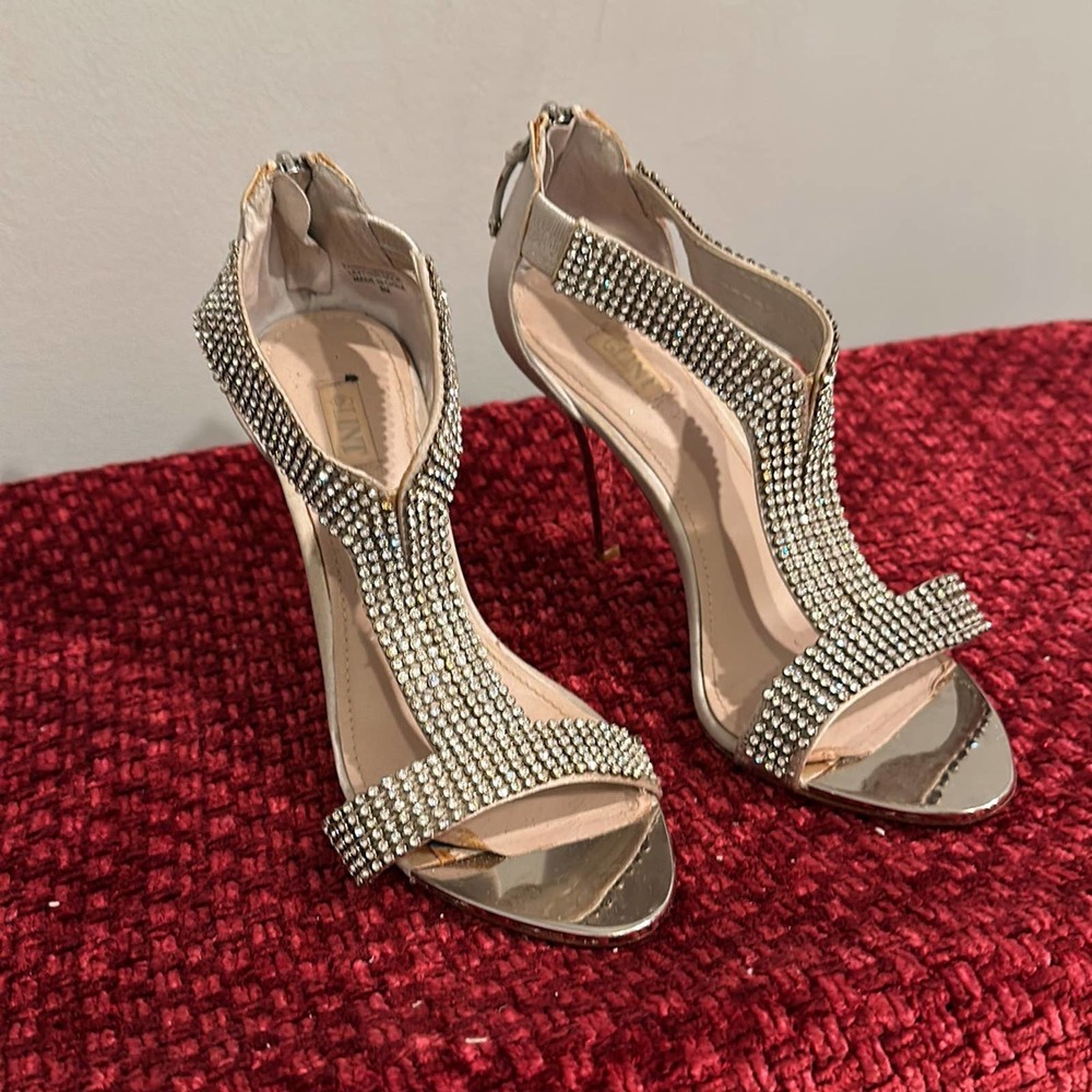 Glint Womens Devyn Stiletto Silver Tone Rhinestone Back Zip Shoes Size 6